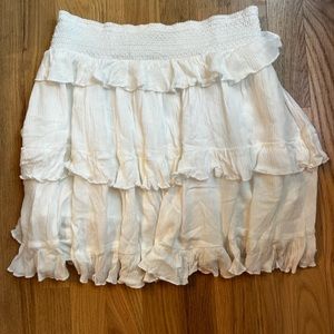 NWOT Trendy Off White Skirt.